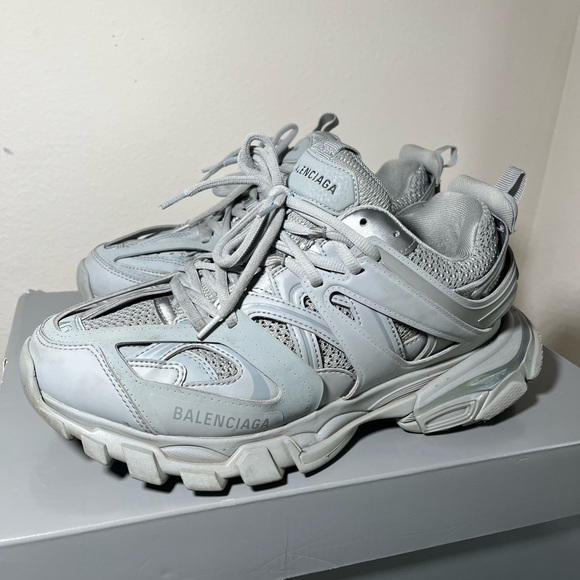 Balenciaga track sneakers in grey. Size 40 euro/women’s US 9. - Picture 2 of 5